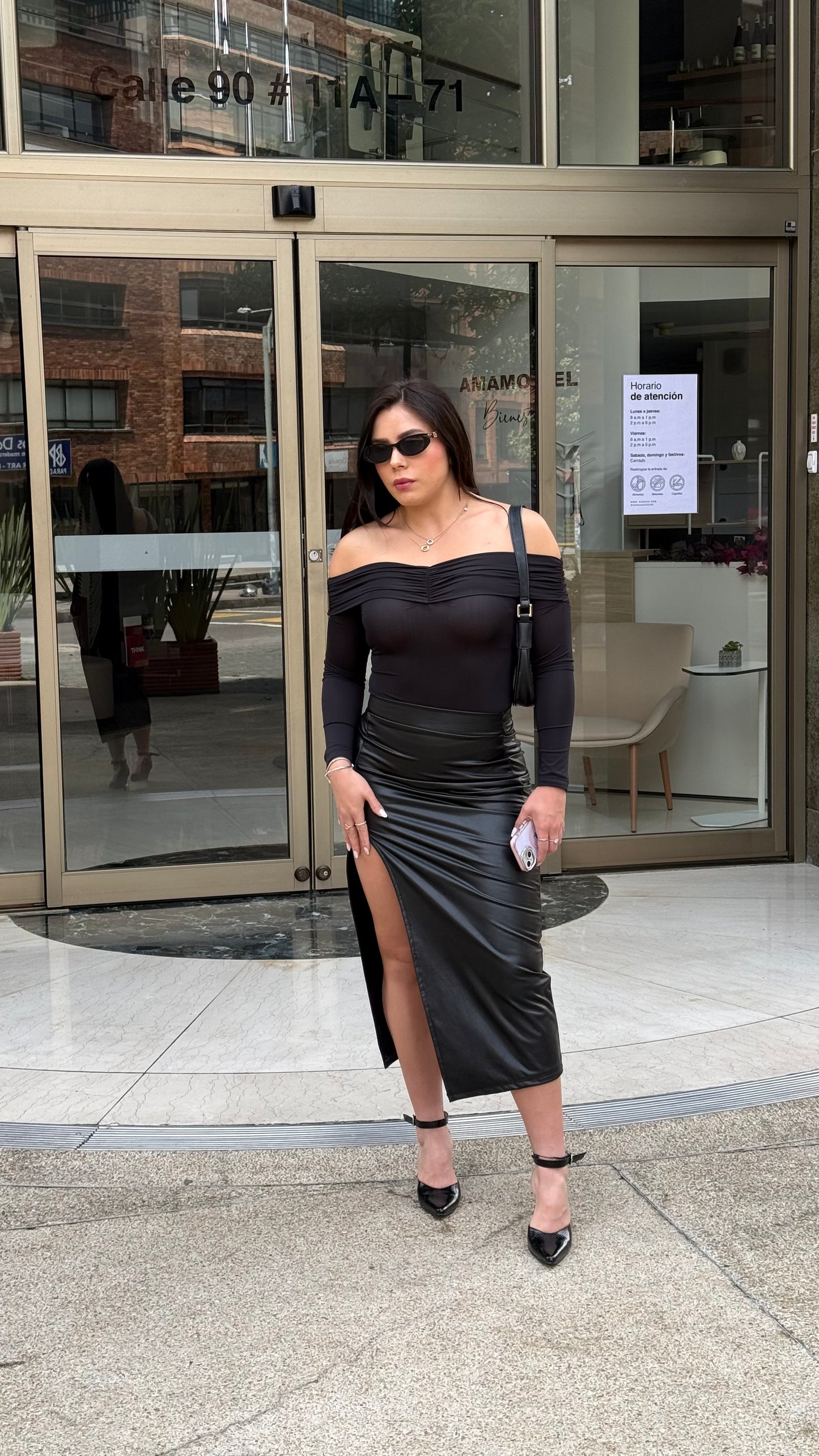 Falda Larga Abertura Cuerina