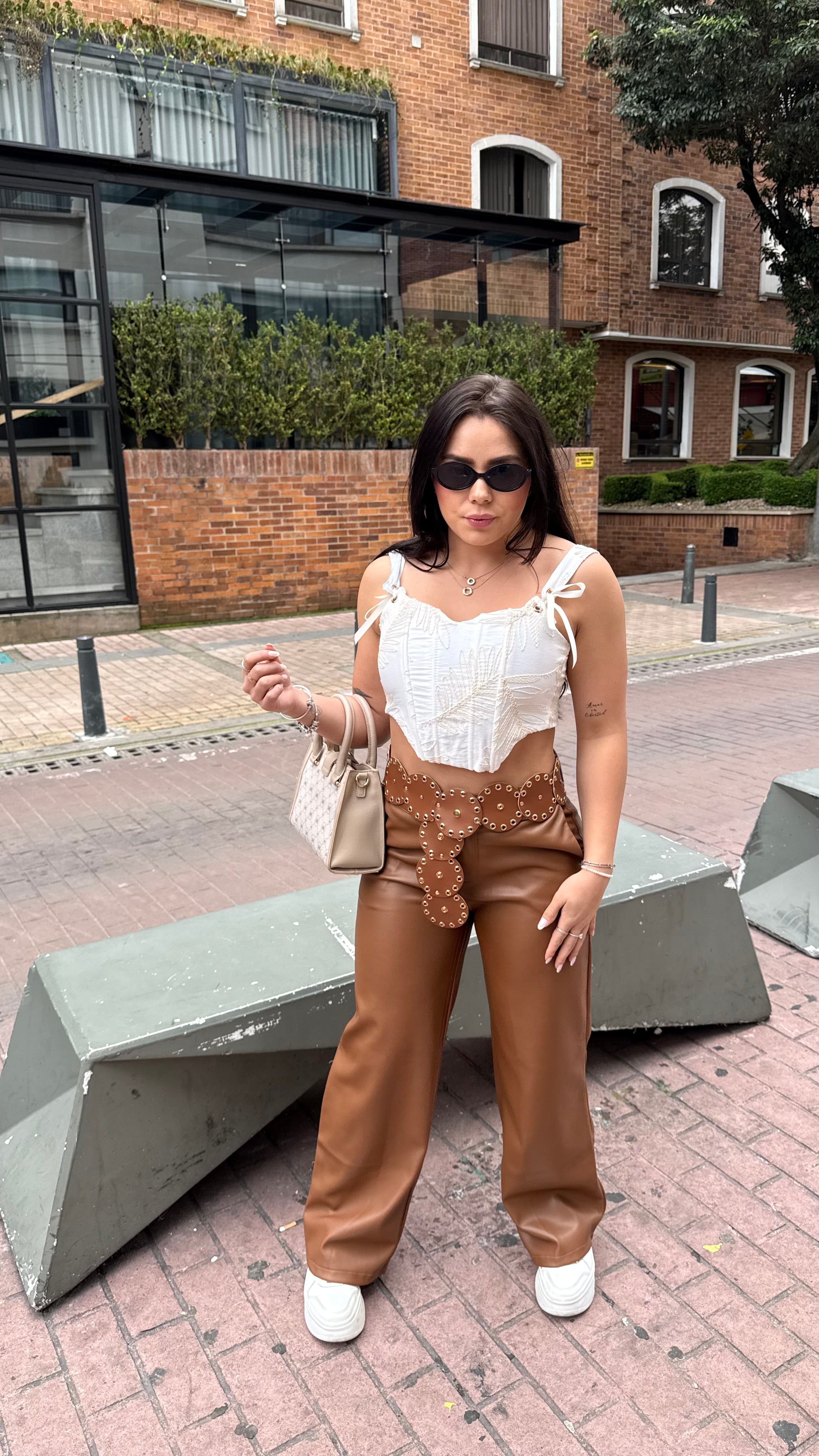 Pantalon en cuerina