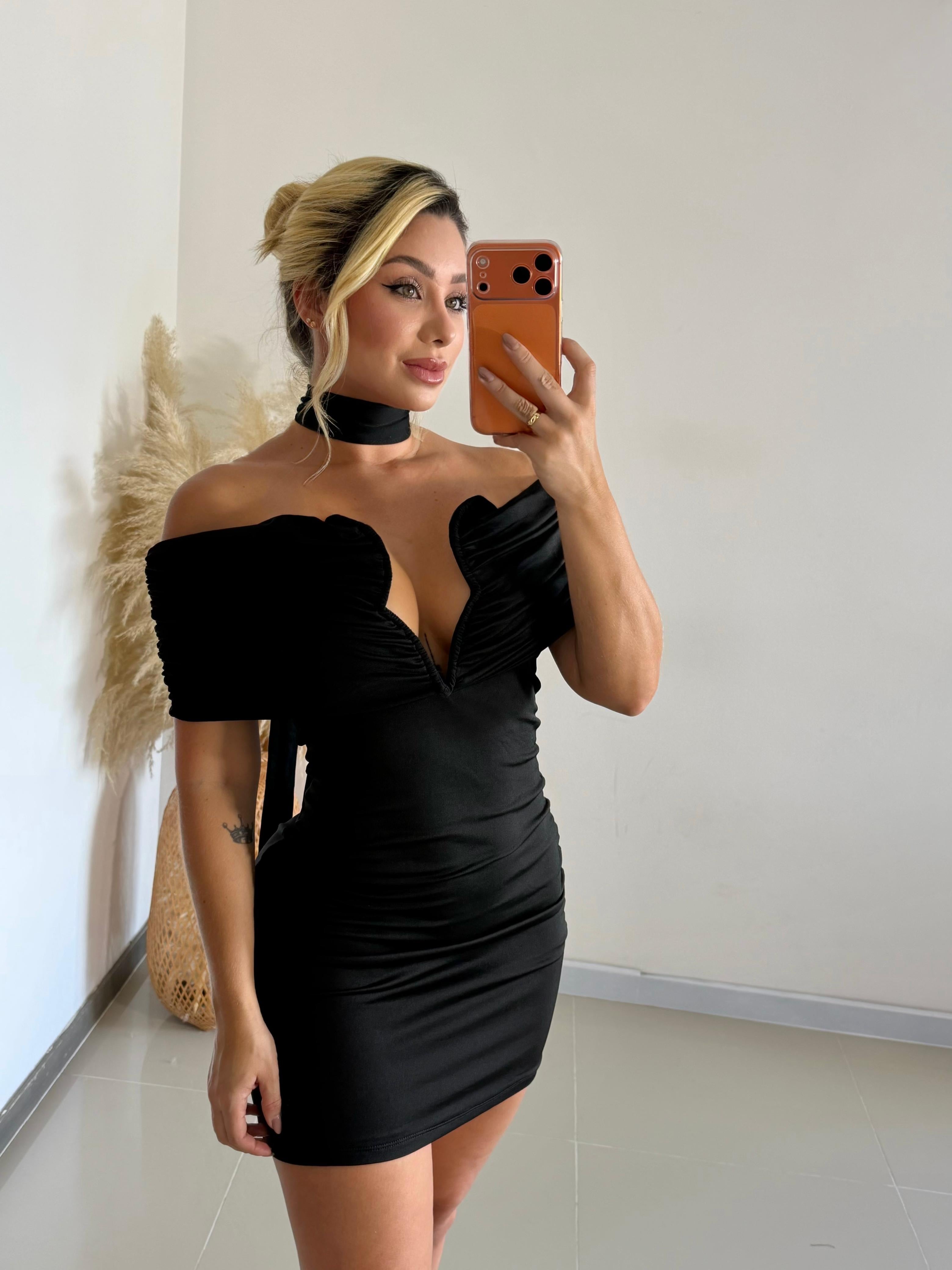 Vestido cuello