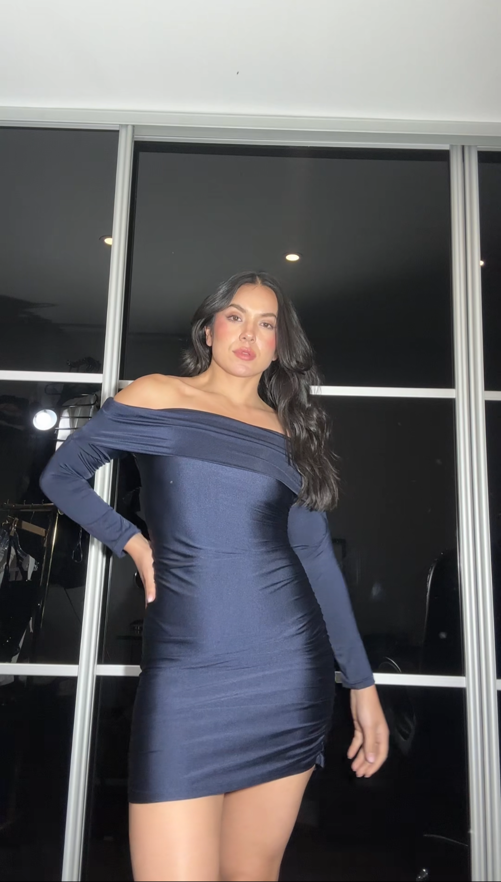 Vestido cuello bandeja