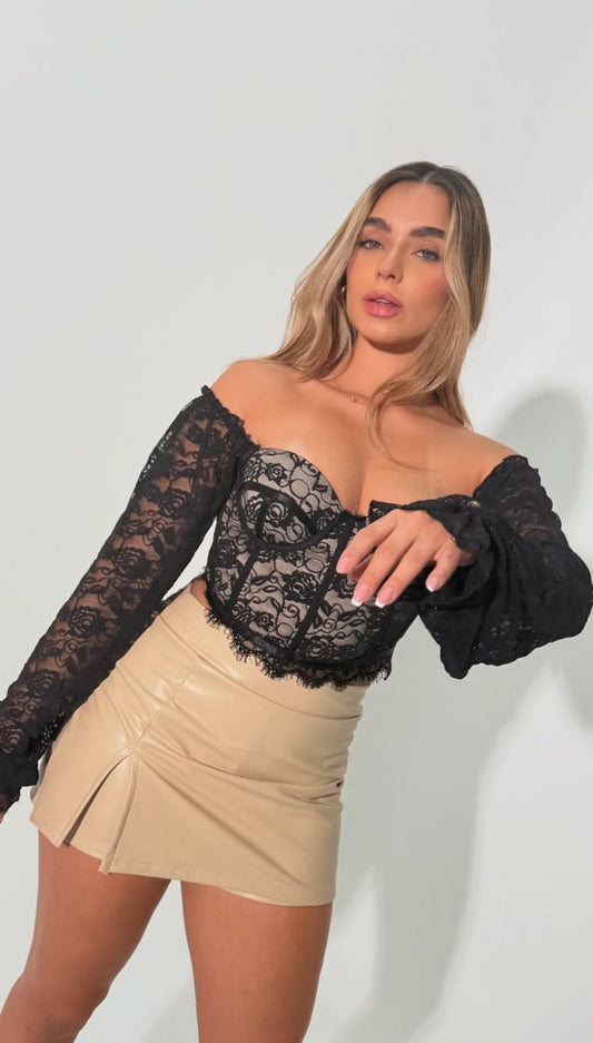 Falda Short Abertura Cuerina